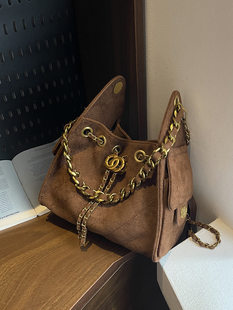 Retro small bag, shoulder bag, fashionable one-shoulder bag, high-quality style, city style
