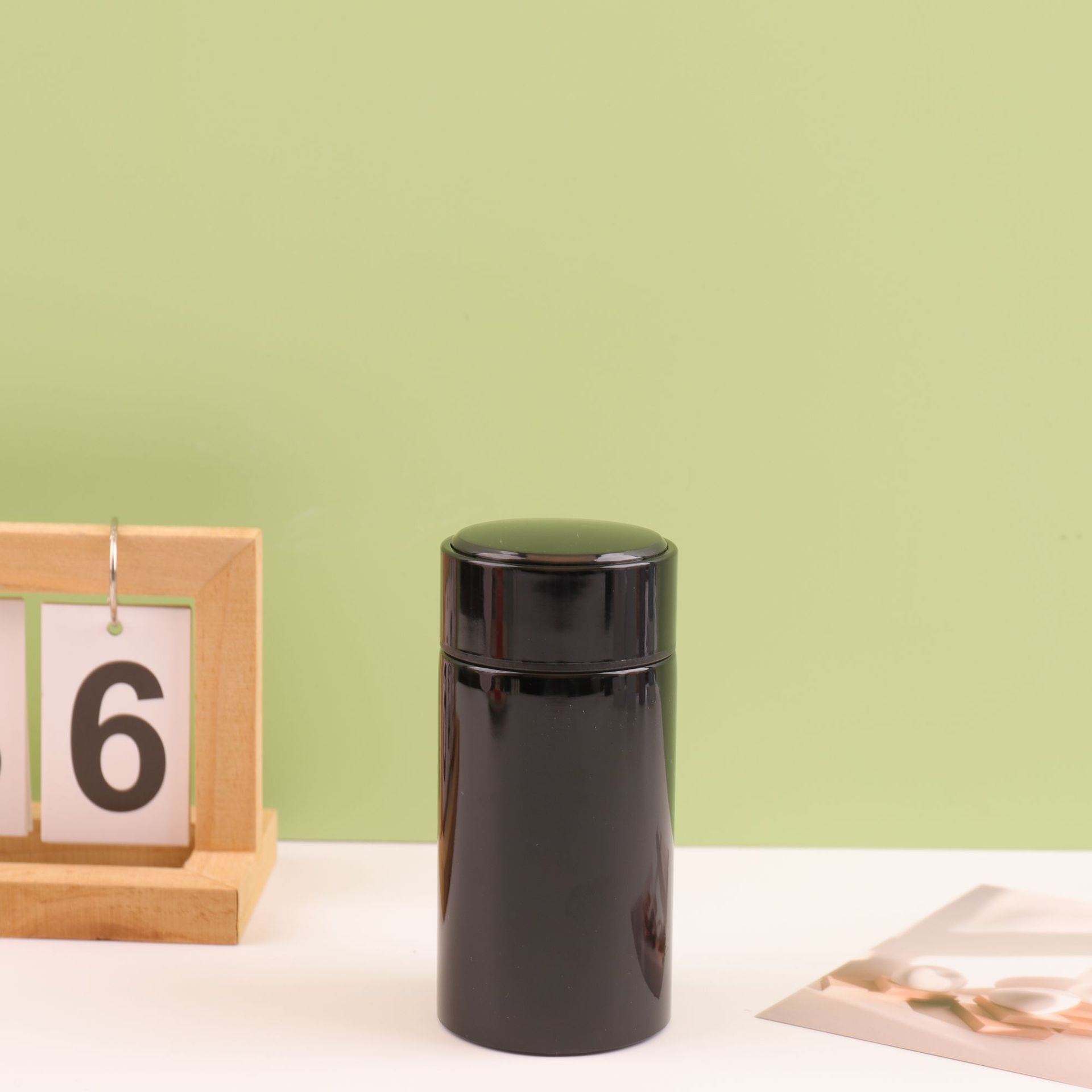 Taza de vacío de acero inoxidable transfronterizo mini taza de bolsillo estilo ins pantalla inteligente niños y niñas estudiante taza de agua regalo