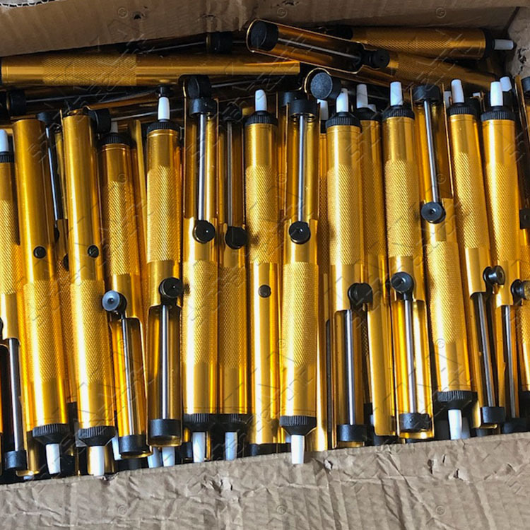 Wholesale yellow/black all-aluminum desoldering device, manual desoldering gun, small desoldering pump, foreign trade cross-border desoldering gun