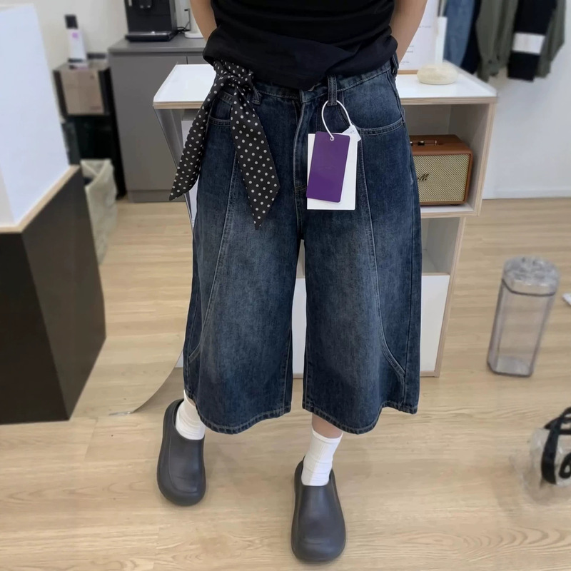 American Retro Straight-Leg Denim Cropped Pants for Women, New Summer Style, Plus-Size, Flattering for Pear-Shaped Body, Loose Wide-Leg Pants American Retro Straight-Leg Denim Cropped Pants for Women, New Summer Style, Plus-Size, Flattering for Pear-Shaped Body, Loose Wide-Leg Pants