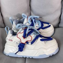 小黑鞋面包鞋2024秋新款网红厚底百搭休闲男鞋小众设计运动鞋男款