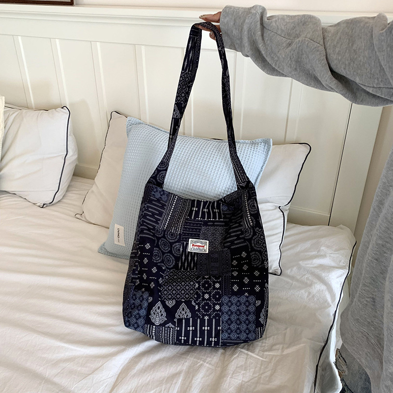 Viento nacional azul oscuro