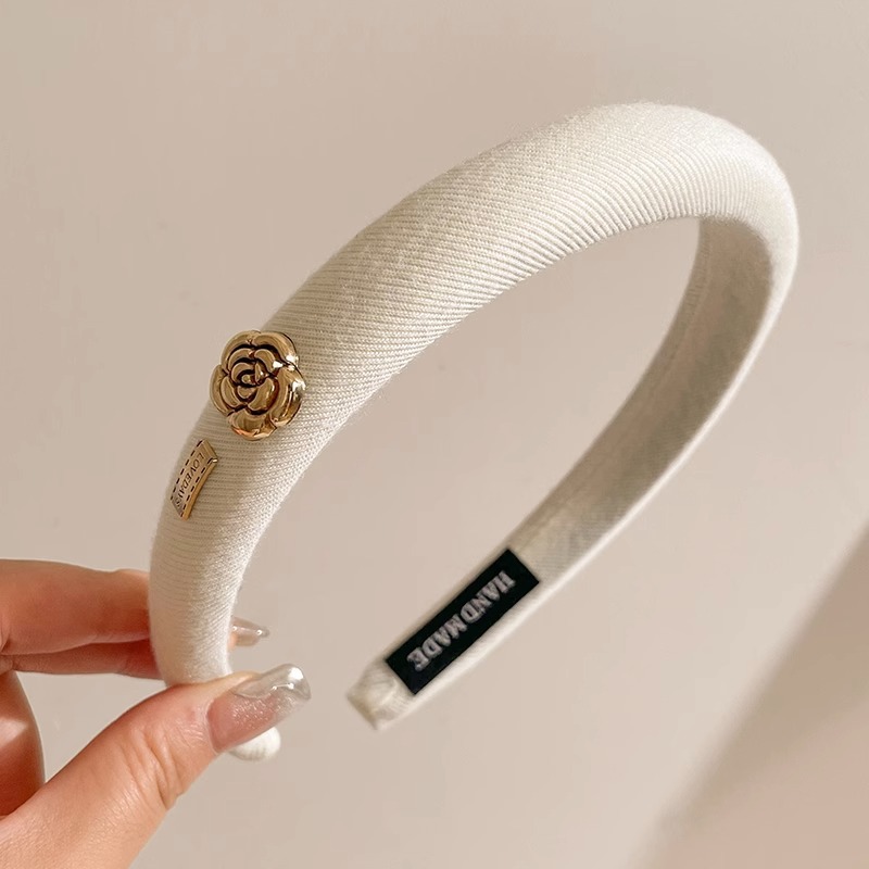 Otoño e Invierno Internet celebridad nueva diadema marrón femenino alto cráneo superior horquilla pelo de ala ancha pelo paquete presionando headwear lavado de cara diadema al por mayor