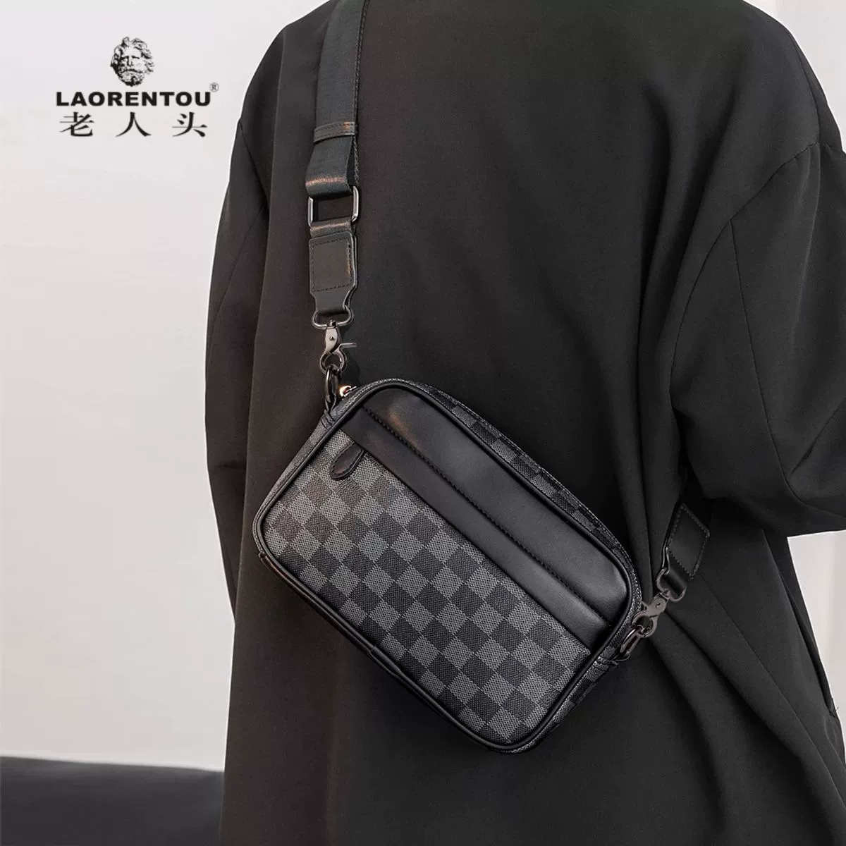 Большая вместительная повседневная универсальная модная мужская сумка через плечо 2025 новая старая цветочная клетчатая сумка для мотоцикла