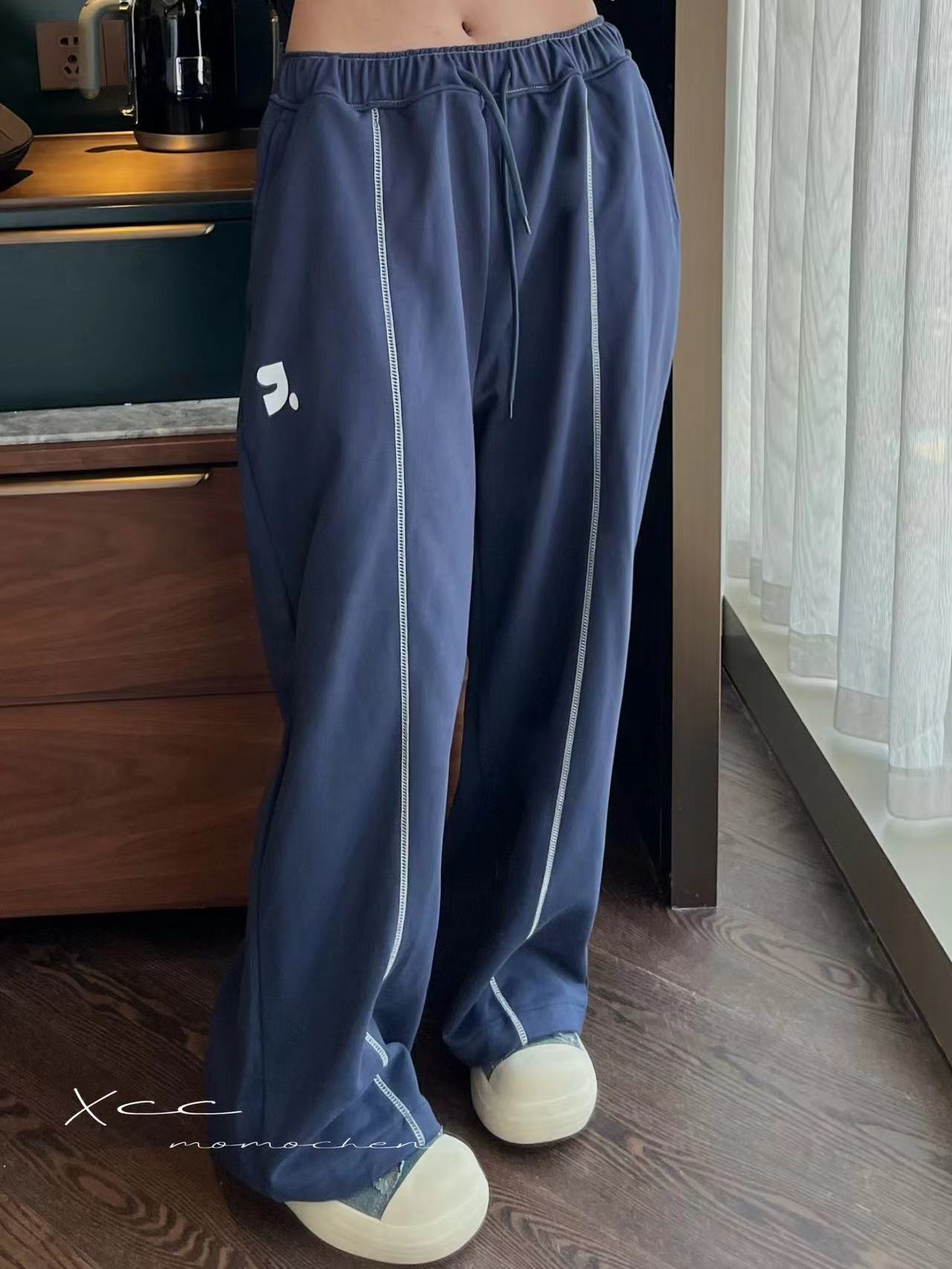 네이비 블루