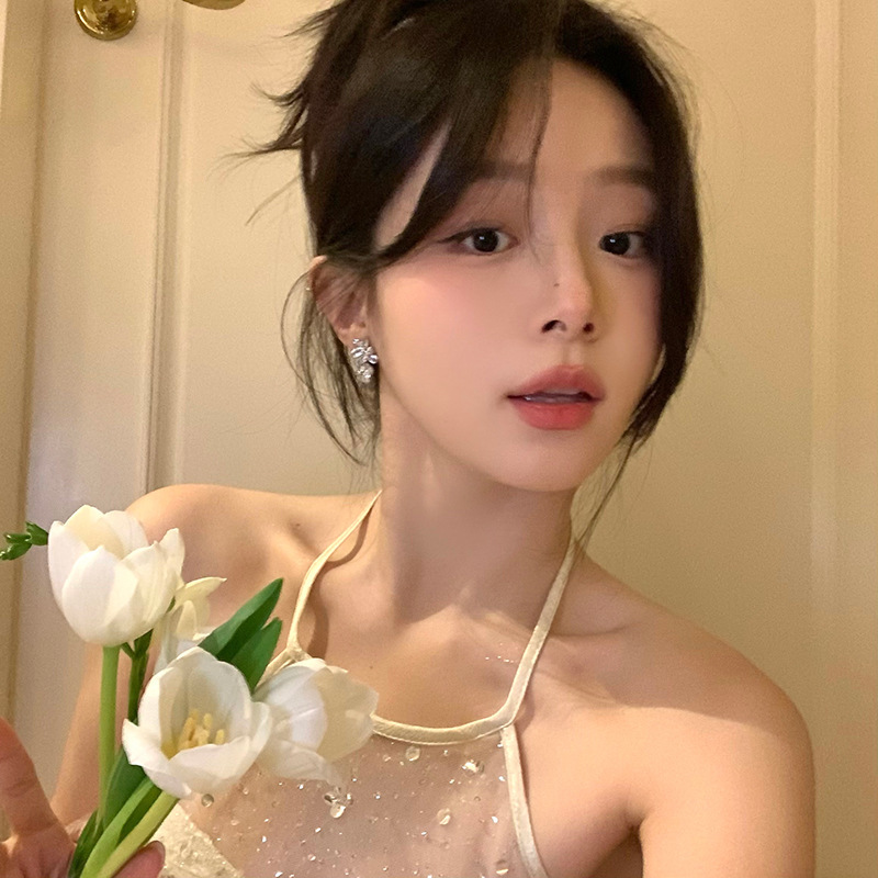 小众独特锆石花朵耳环女2025新款高级感气质耳钉精致时尚百搭耳饰|undefined