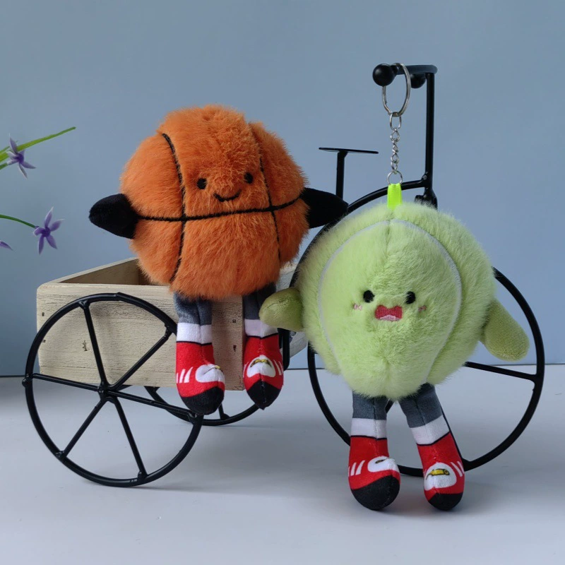 Спортивные брелоки в виде футбольного мяча, баскетбольного мяча, теннисной ракетки, бадминтонной ракетки, милые плюшевые игрушки, подвески для сумок, брелоки для ключей