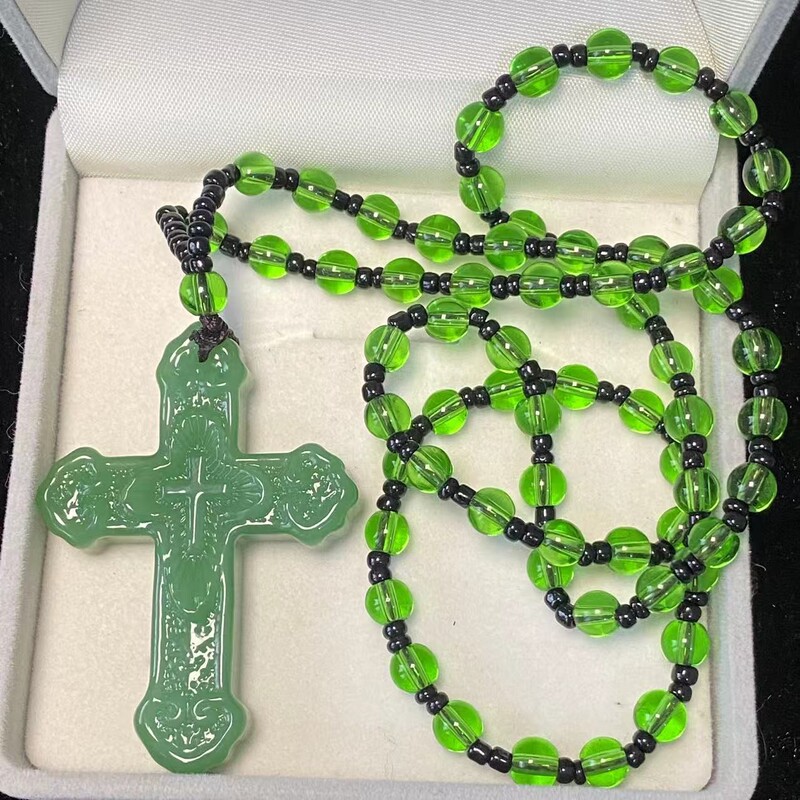 Foreign Trade Obsidian Cross Dragon Pattern Tengfeng Bagua Pendant to Attract Wealth and Wishful Guanyin Buddha Jewelry Necklace Foreign Trade Obsidian Cross Dragon Pattern Tengfeng Bagua Pendant to Attract Wealth and Wishful Guanyin Buddha Jewelry Necklace