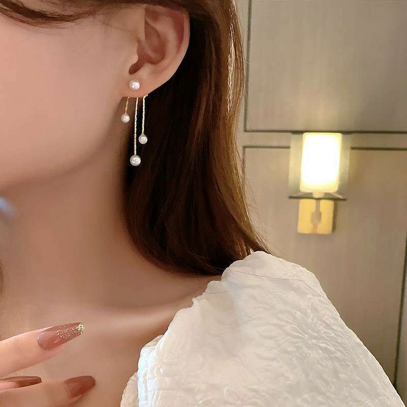 Fashion Tassel Alloy Inlay Artificial Diamond Women's Drop Earrings 1 Pair display picture 1