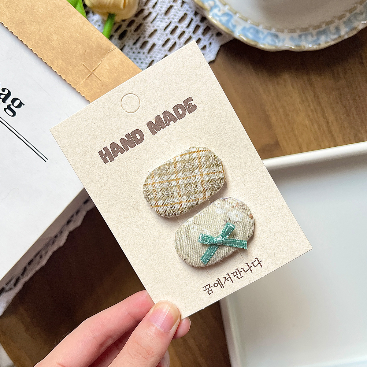 Checker verde y blanco Butterfly Hairpin