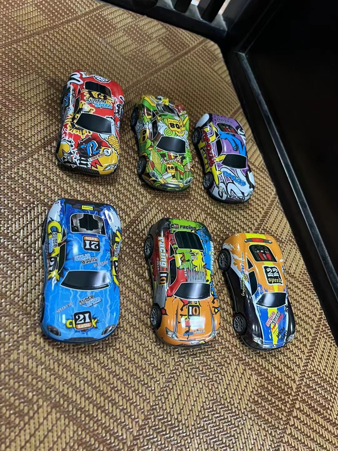 Coches de aleación mini coches de juguetes para niños al por mayor puestos de carga de azúcar modelo de automóvil de simulación