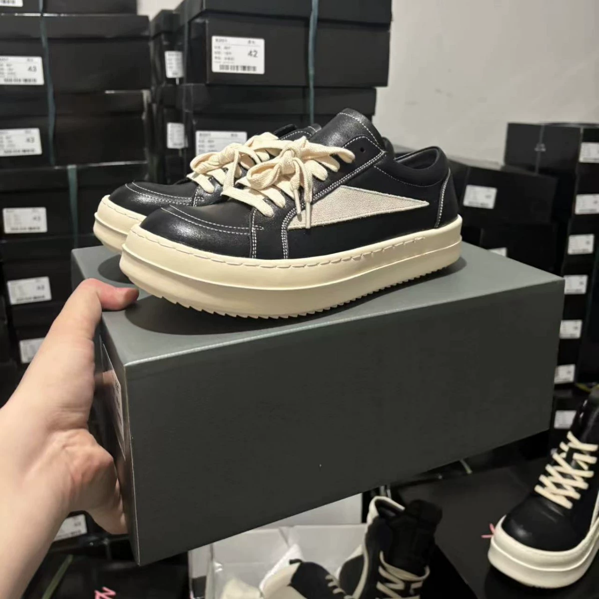 Новая версия 3.0: мужские кроссовки в темном стиле, на толстой подошве, увеличивающие рост, универсальные, с оригинальным дизайном, на шнуровке, повседневные, парные.