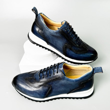 2024男鞋新款时尚圆头牛皮休闲鞋棕色男士运动鞋轻便帅气轻奢