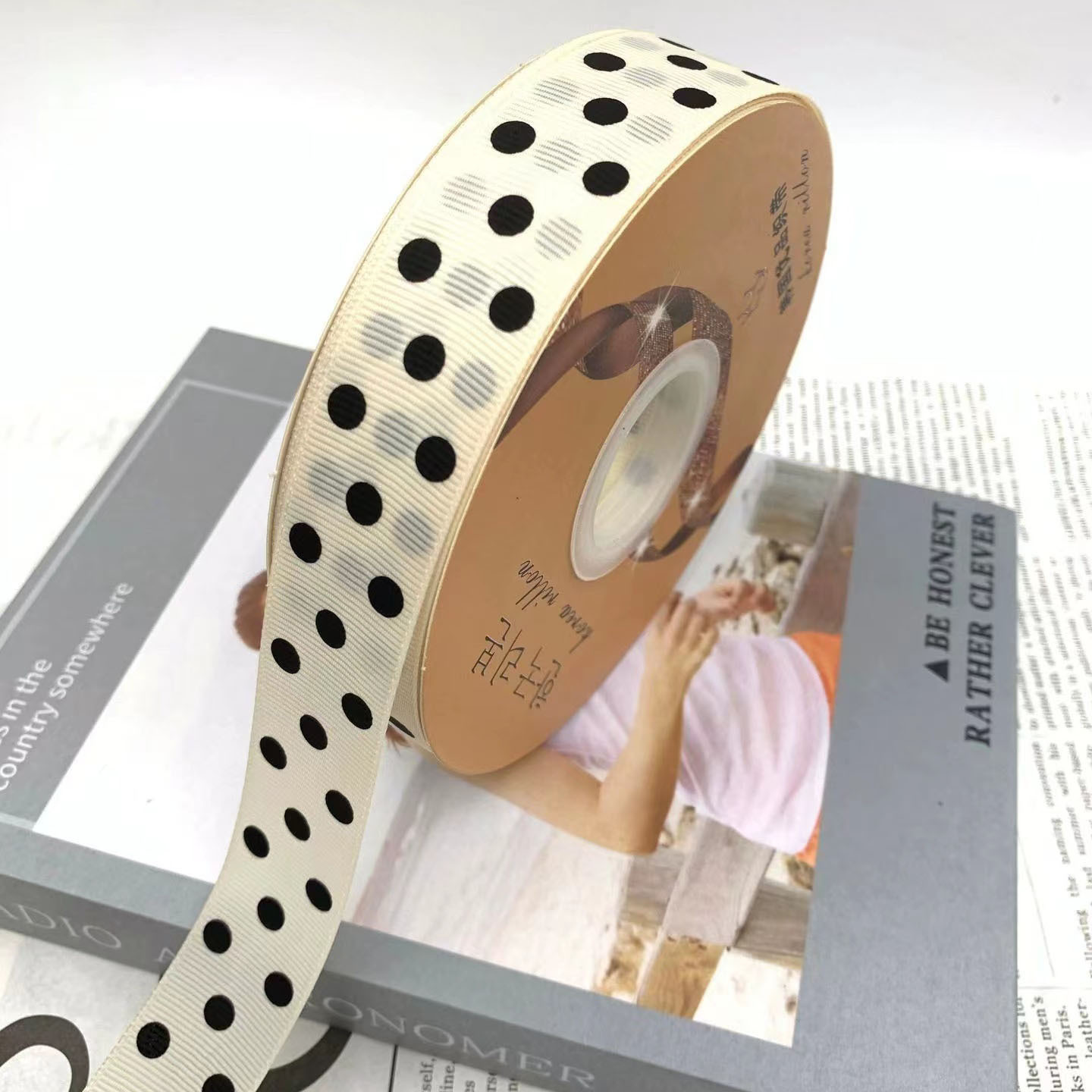 2,5 cm punto cinta clásico Polka Dot impresión juguete Ropa Decoración Accesorios embalaje DIY hilo cinturón al por mayor