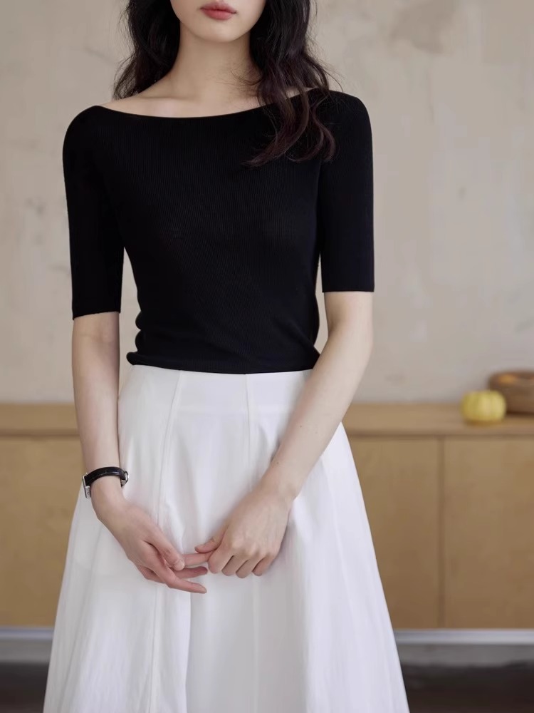 검은색