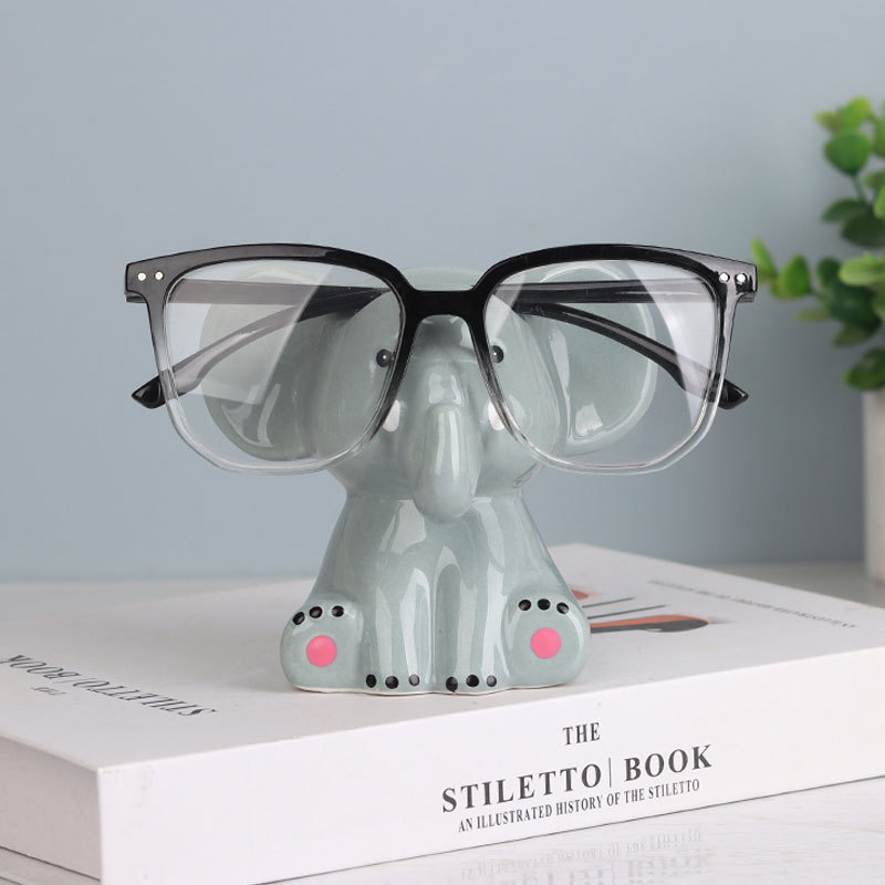 Creative Cute Lucky Elephant Glasses Holder Ornaments Glasses Store Props Decorative Display Stand Glasses Shelf Ornaments