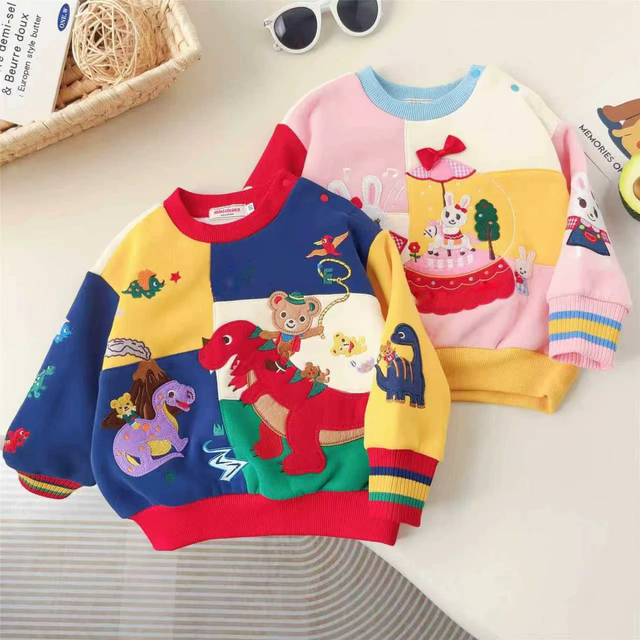 Роскошная толстовка в японском стиле с лоскутным узором в виде медведя, кролика и динозавра, новинка осени и зимы 2024 года, толстовка для мальчиков и девочек 6061