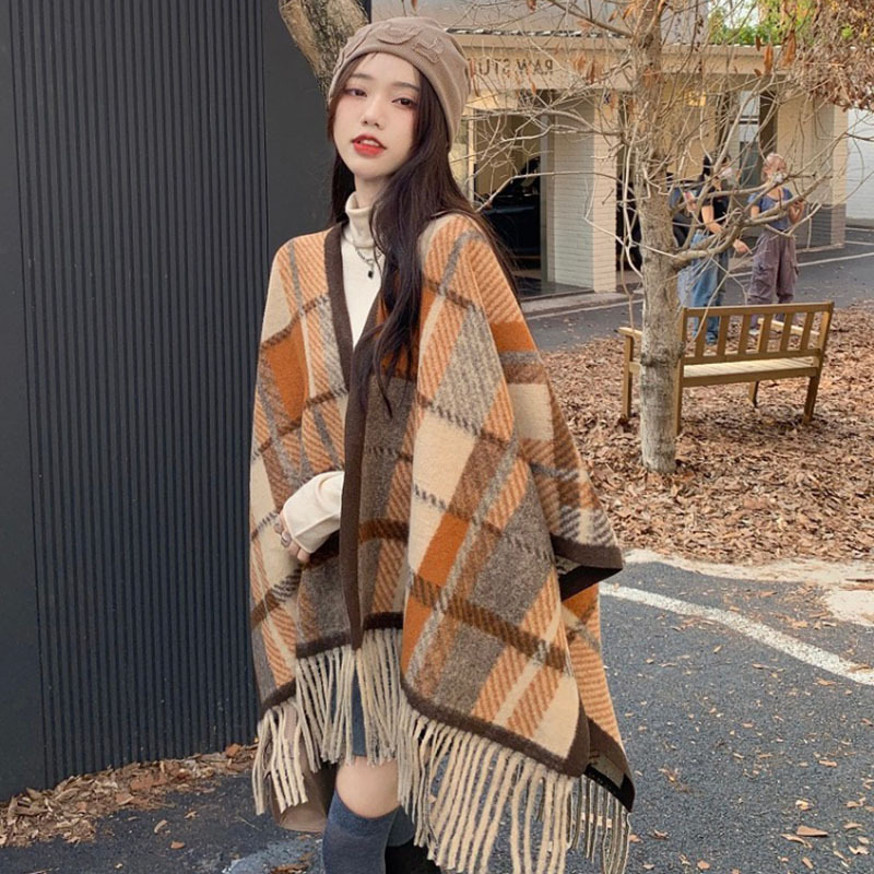 Women's shawl 2026 new style, atmospheric knitted triangular scarf, winter lazy style neck warmer, outerwear, tie-neck shawl