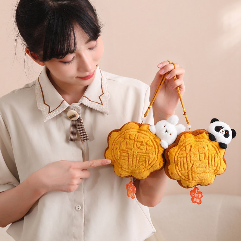 Festival del Medio Otoño, pastel de luna, almohada de abrazo, muñeca de peluche, regalo, pastel de luna de cinco flores, un deseo de luna llena.