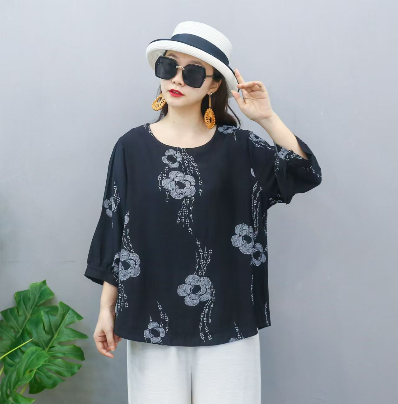 Cross-border nueva camiseta de mujer china impresa de manga media camiseta de mujer de verano camiseta de base de cuello redondo artística ocio image 12
