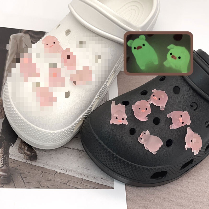 Pink Cute Glowing Pig Shoes Charm Croc Shoes Decoration Clogs Pin Garden Sandals Slippers Accessories Shoe Buckle