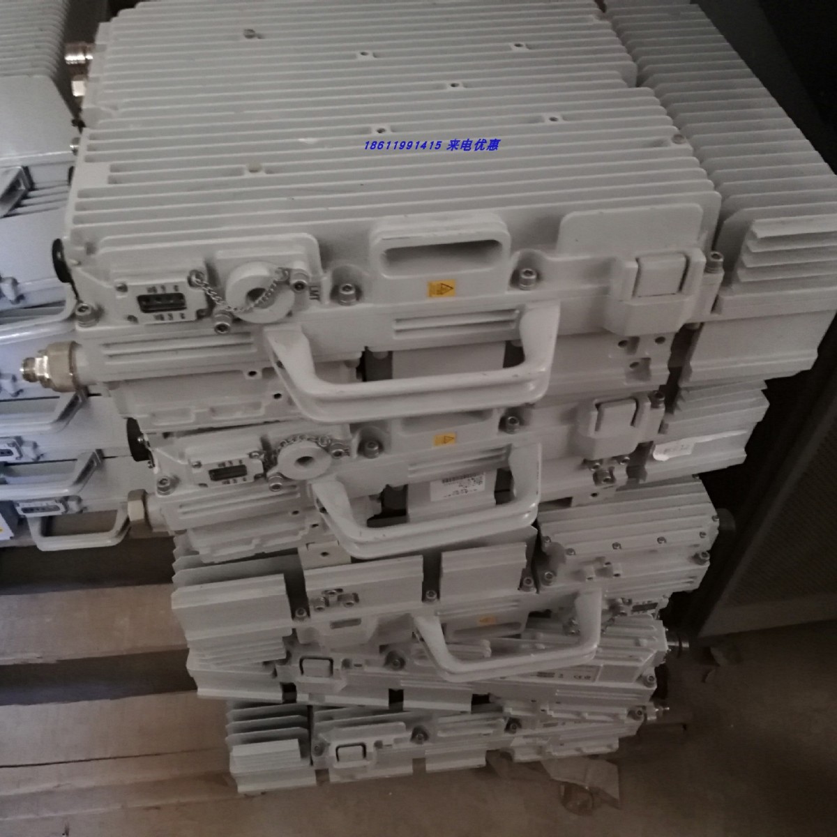 全新中兴ZXSDR R8882 S1800 直流48V