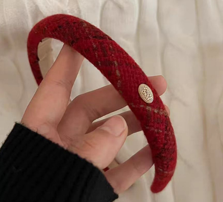 # 177 red plaid thin edge headband