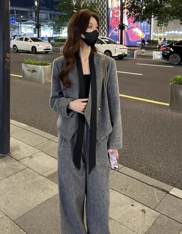 GraceChic Fashion Blazer di lana con nastro di alta qualità Pantaloni casual da donna Autunno Inverno Nuovo set due pezzi Stile coreano_voghion.com