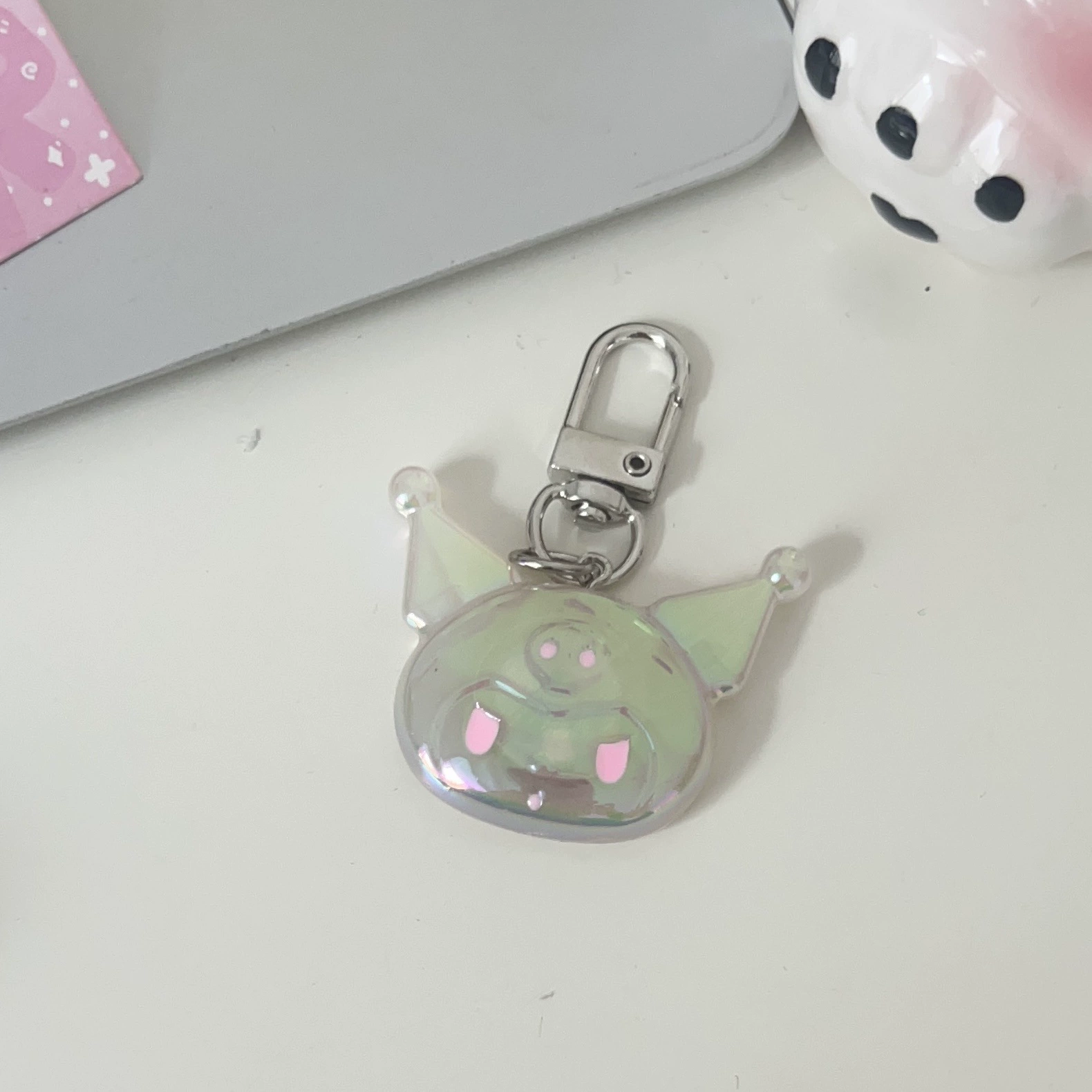Брелок (Sanrio) мультяшный светящийся кулон, 6 × 4 × 1 см, подарок на день рождения