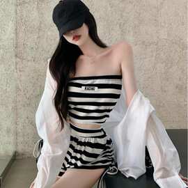 2022夏季新款纯欲条纹抹胸背心女ins性感套装阔腿休闲短裤两件套
