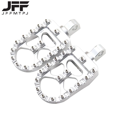 Motorcycle pedals non-slip pedal CNC aluminum - silver