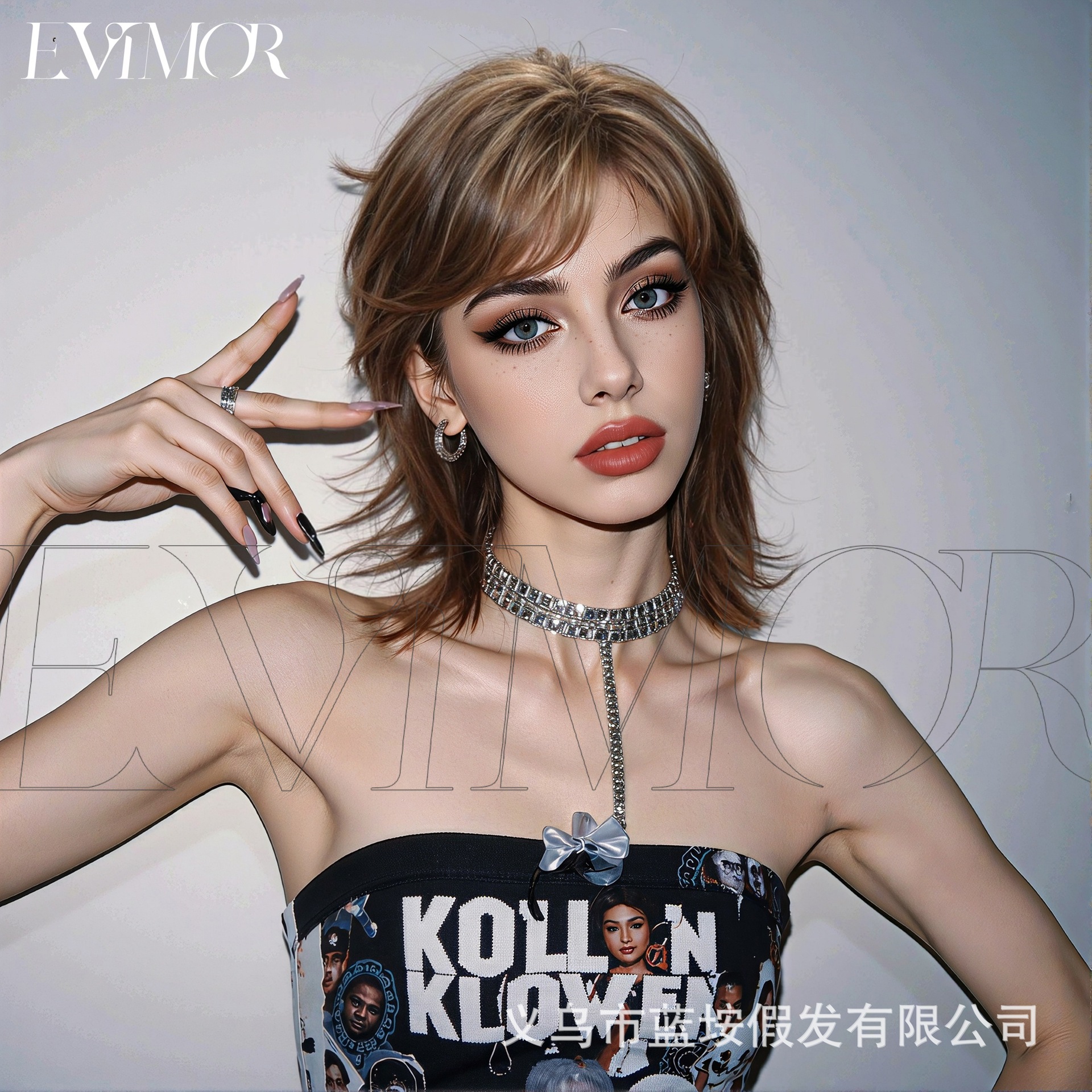 Hombres y mujeres parejas de alto nivel de cabello de cola de lobo toda la cabeza de tendencia europea y americana neutra corta cabeza de pez fibra química wigs