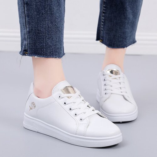 Women's Spring Shoes 2024 New White Sneakers Korean Style Spring Platform Flat Laced Casual Shoes for Students