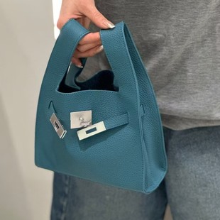 ��Ƥ�����P����^��ţƤ�˻@�Ӱ��������μ�б��ˮͰ���ٴ�İ�