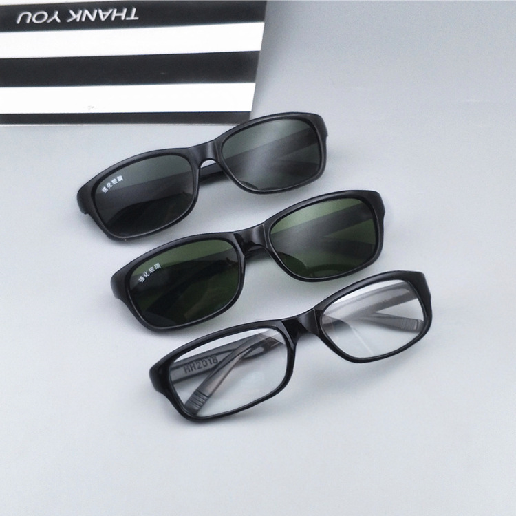 Men's Sunglasses Glass Mirror Glasses Wholesale Sold Separately Sunglasses Men's Flat Mirror Transparent Square Frame Small Frame New Style Men's Sunglasses Glass Mirror Glasses Wholesale Sold Separately Sunglasses Men's Flat Mirror Transparent Square Frame Small Frame New Style
