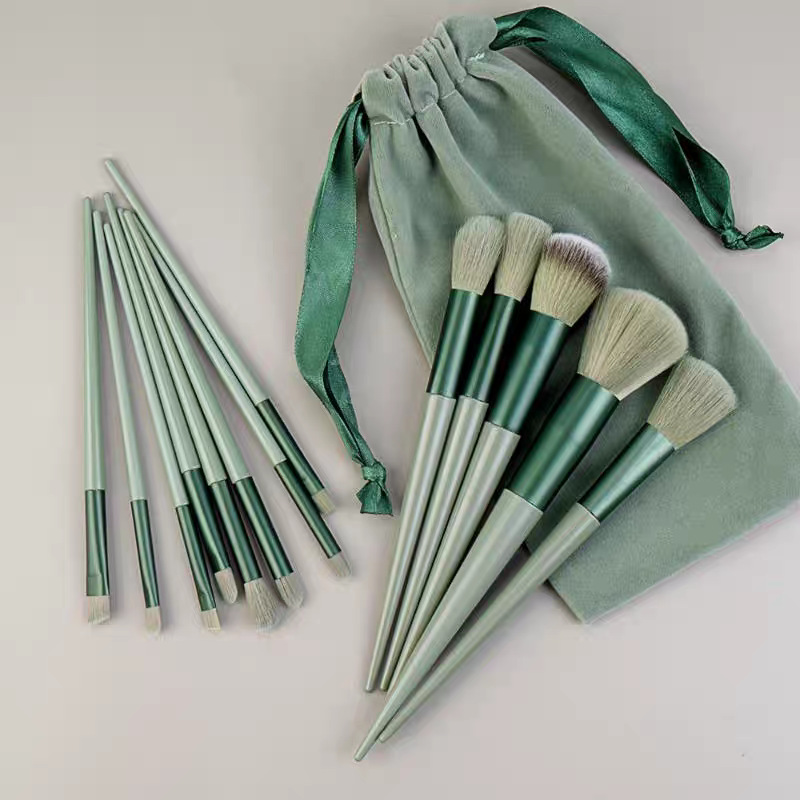 Cuatro estaciones azules 13 cepillo de maquillaje ultra suave de alto brillo eclipsante sombra de ojos Cangzhou fijo el mismo conjunto de bolsas de cepillo de maquillaje