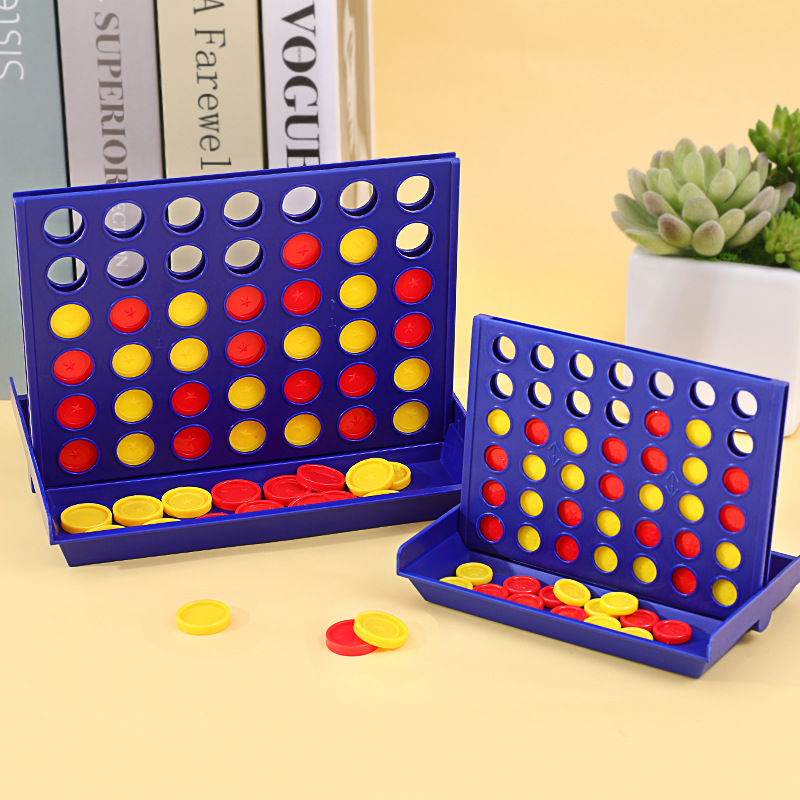 Diversión tridimensional de cuatro piezas de ajedrez Gravedad de cinco piezas de ajedrez para niños juguetes de ajedrez educativos juego de mesa doble entre padres e hijos