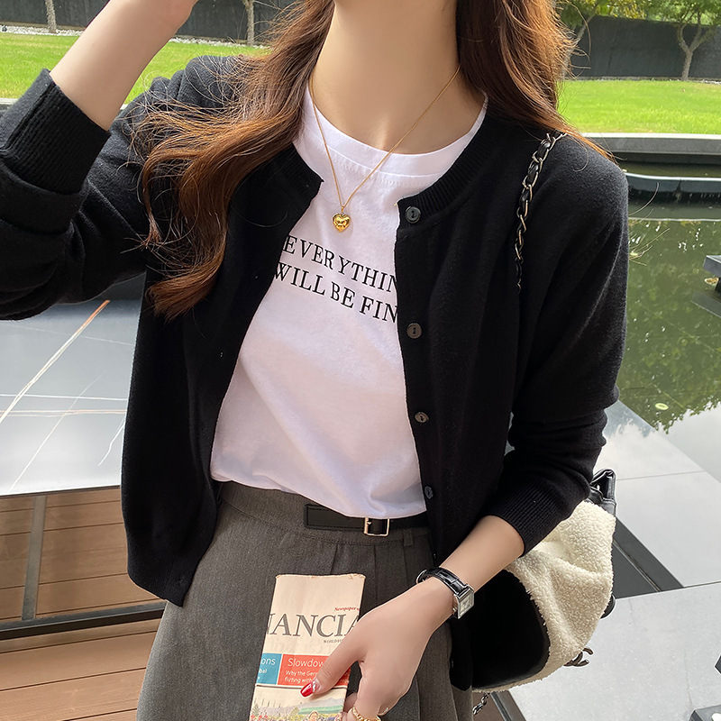 Sweater Outwear Women's New 2025 Autum and Winter Outer Cardigan Autum High-End Knitted Knitwear Spring and Autum Top