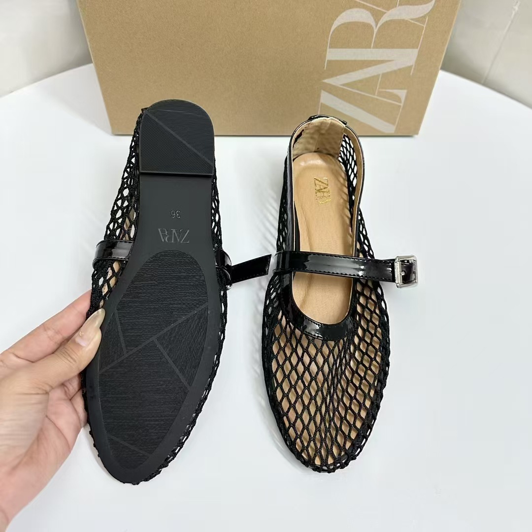 823b51eff664264554630b36ae9ffc