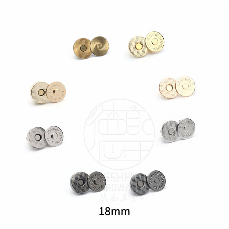 골드 매칭 얇은 자기 버튼 스타일 임의의 머리