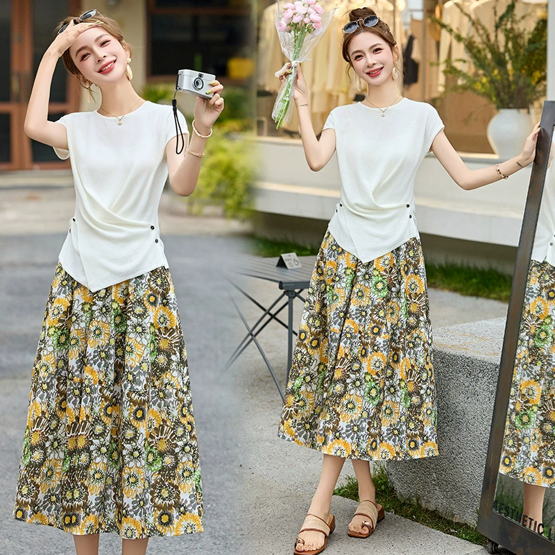 Модный костюм женский 2025 новый летний минус возраст