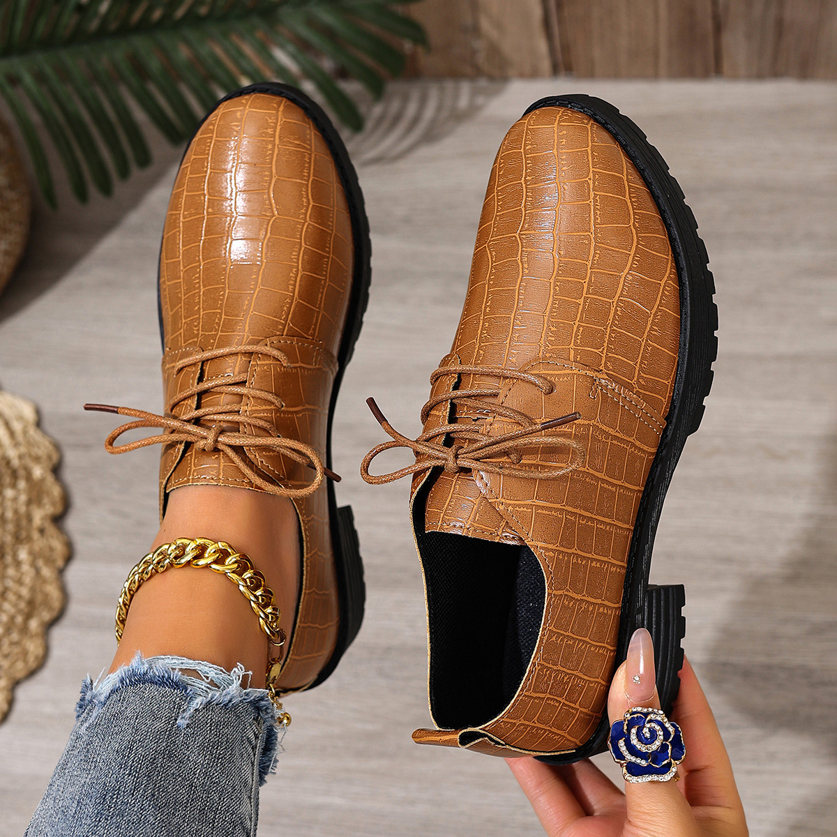 Women's Retro Lace Up Low Top Loafers Plus Size Mid Heel Leather Shoes British Style Autumn New_voghion.com