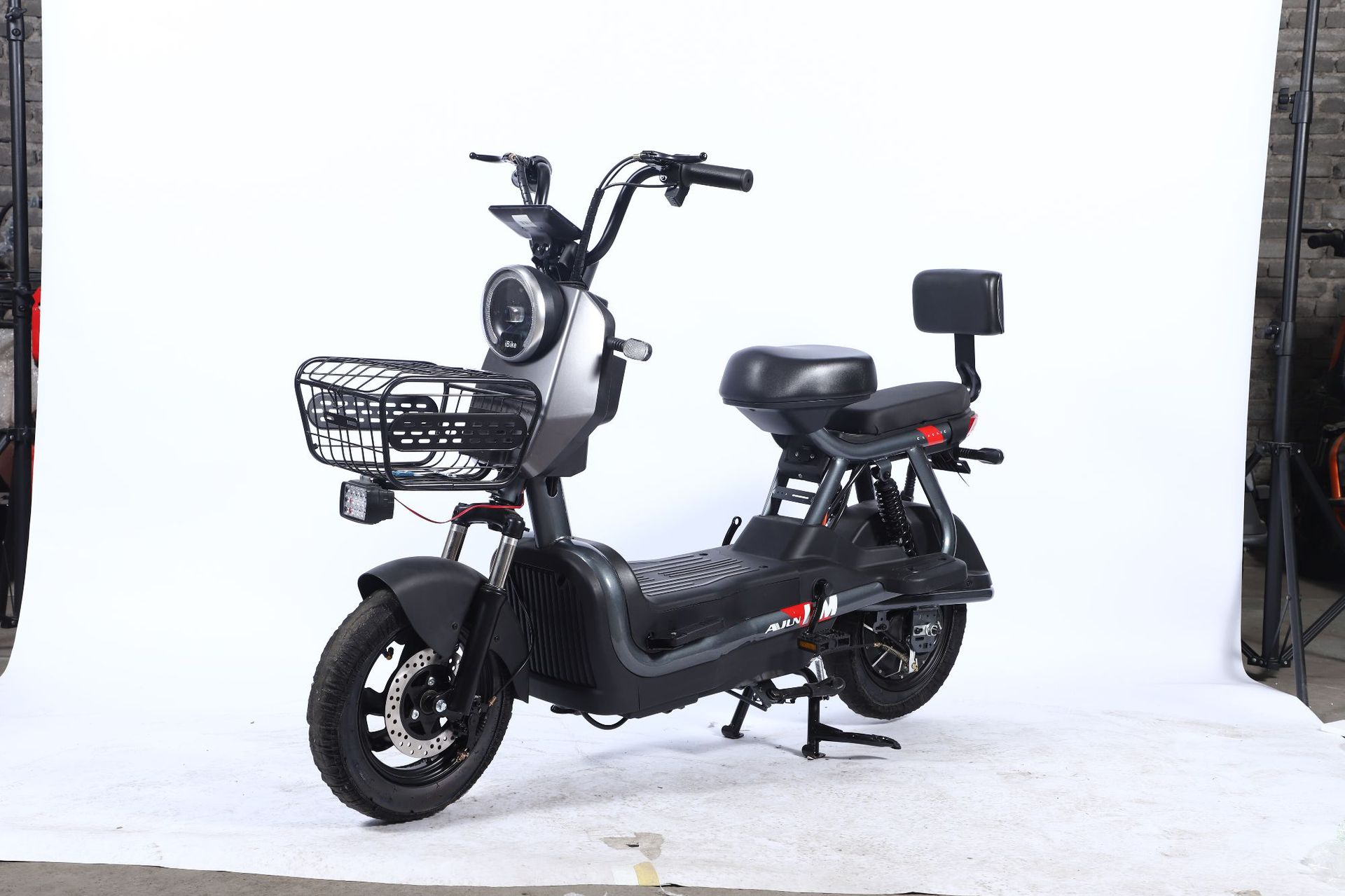 Foreign Trade New Electric Bicycle 60V/72V Electric Vehicle Foreign Trade Export Small Electric Motorcycle Takeaway Vehicle Factory Wholesale