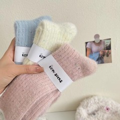 Mink velvet socks women's warm fleece-lined thickened mid-calf socks solid color fluffy socks soft postpartum socks polka dot yarn socks