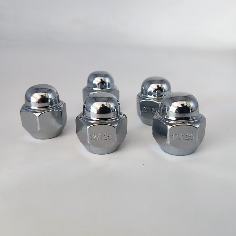 Suitable for Nissan Teana Blue Bird Loulan Sima Qijun car tire nut wheel hub bolt anti-theft screw