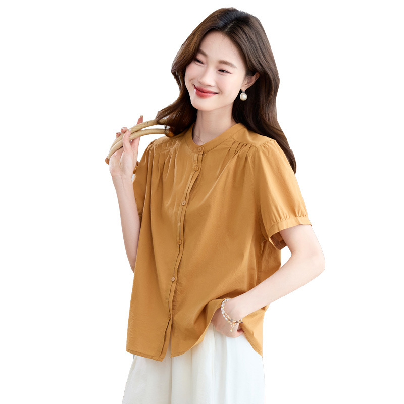 Summer shirt with a round collar