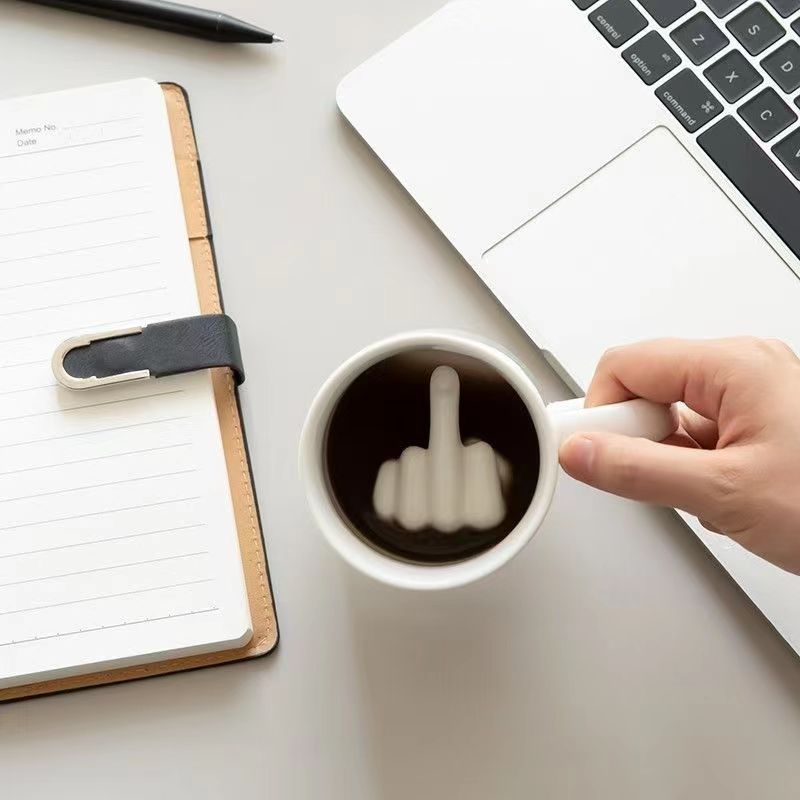 搞笑中指陶瓷杯子ins简约个性造型马克杯生日礼物搞怪水杯创意