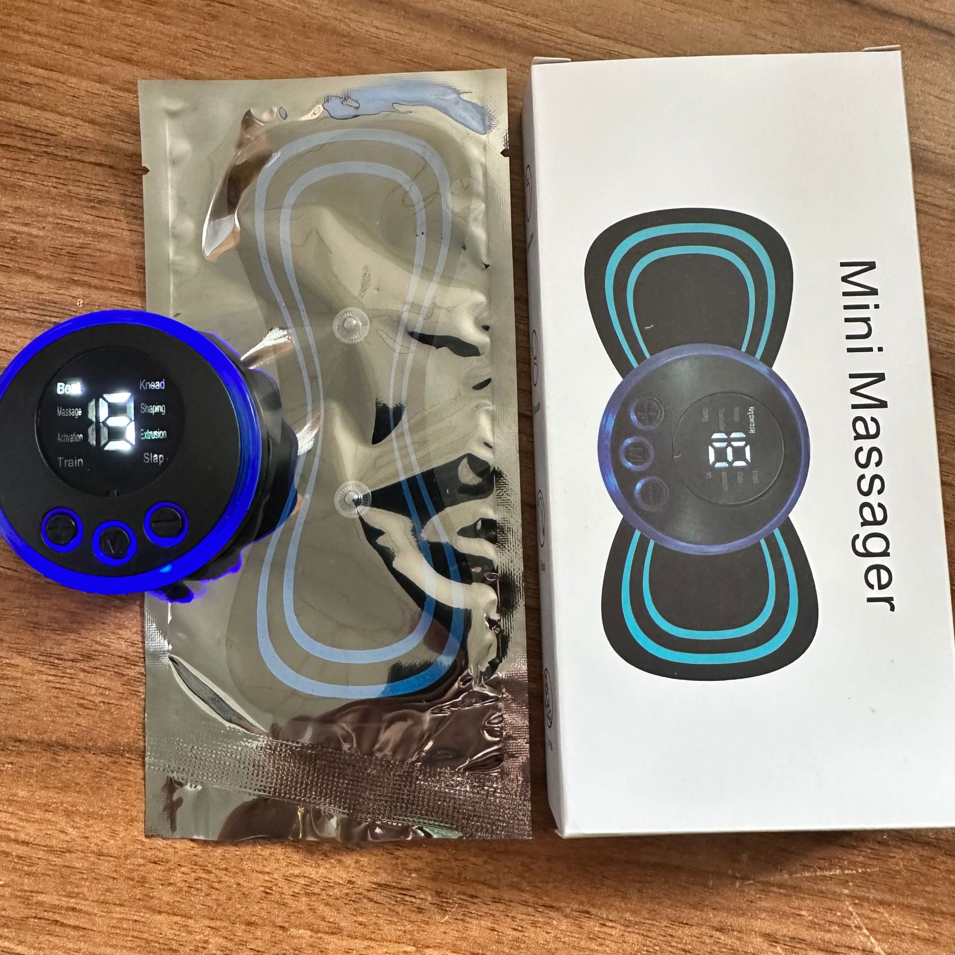 智能随身便携式颈椎按摩贴微电流肩颈按摩贴低频脉冲缓解疲劳USB