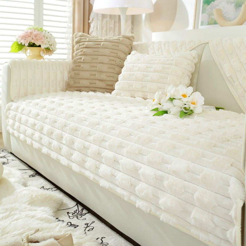 Кролик Бархатный свет Роскошная подушка для дивана Зимняя утолщенная плюшевая подушка Нескользящий кожаный чехол для дивана 2023 Новый стиль Чехол Ткань Полотенце