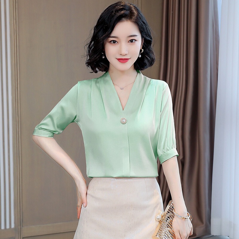 High-End Heavy Silk Blouse for Women, Fashionable V-Neck Short-Sleeve Elegant Top, Trendy Professional Age-Reducing Luxury Shirt for Women High-End Heavy Silk Blouse for Women, Fashionable V-Neck Short-Sleeve Elegant Top, Trendy Professional Age-Reducing Luxury Shirt for Women
